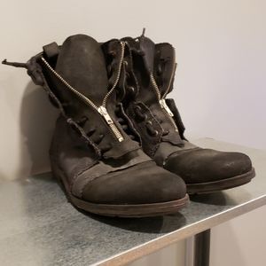 Rogue 6 inch combat boots size 41 / 8 us